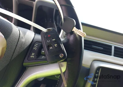 2013 Chevrolet Camaro 2Lt z USA, uszkodzony, nr VIN 2G1FC1E37D9235526